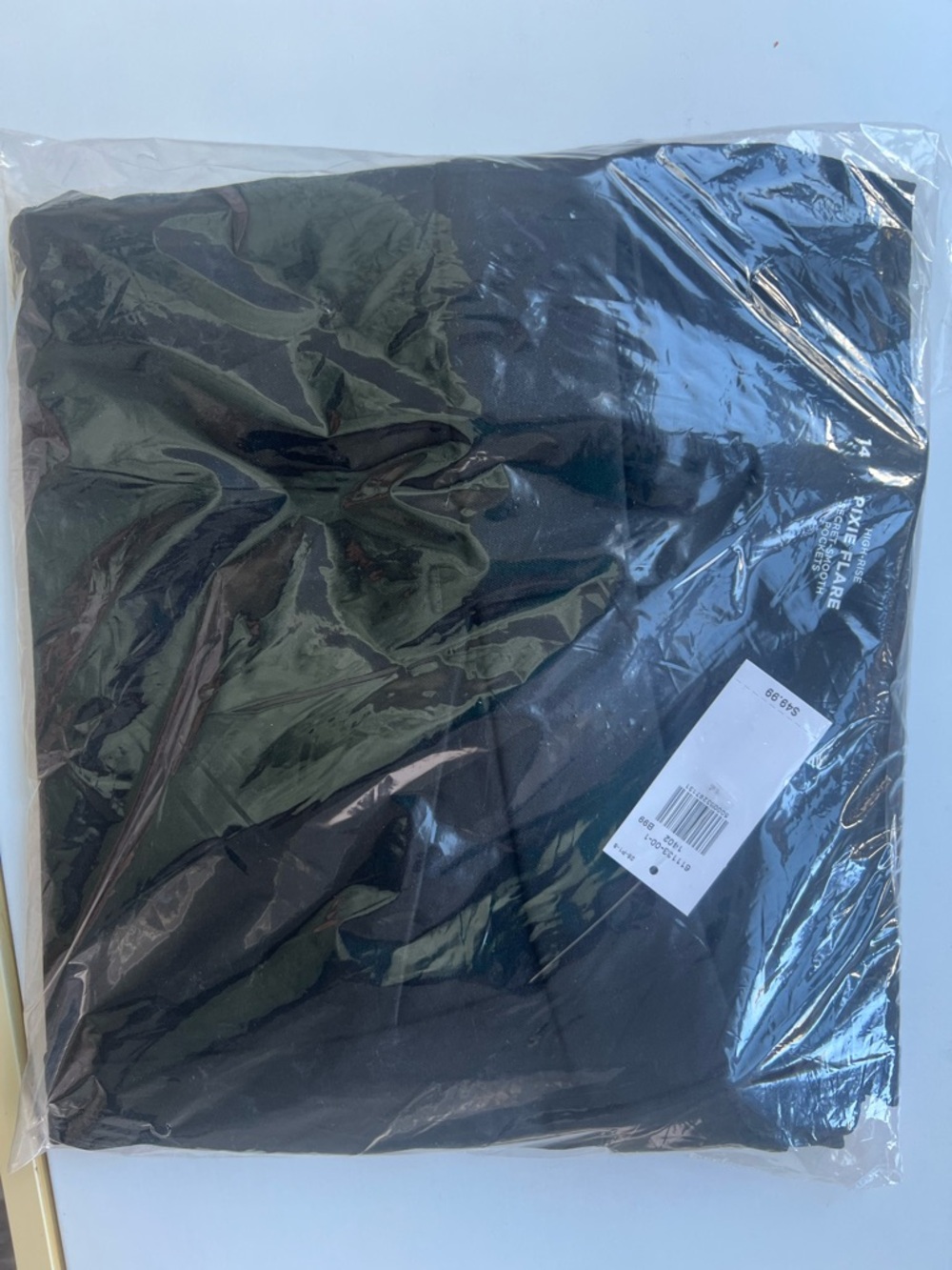 Old Navy Black High-Rise Pixie Flare Pants (NWT)